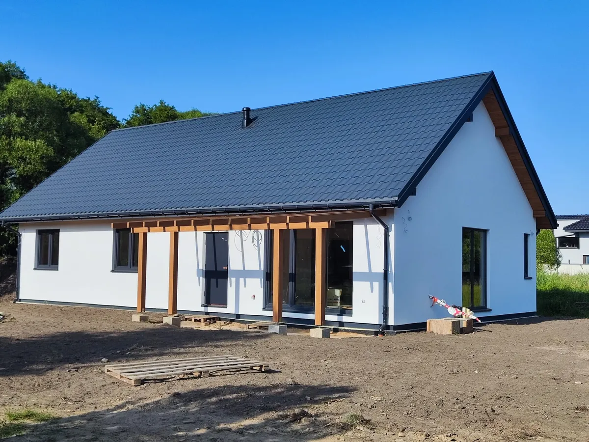 Dom szkieletowy, Dźbów 2024